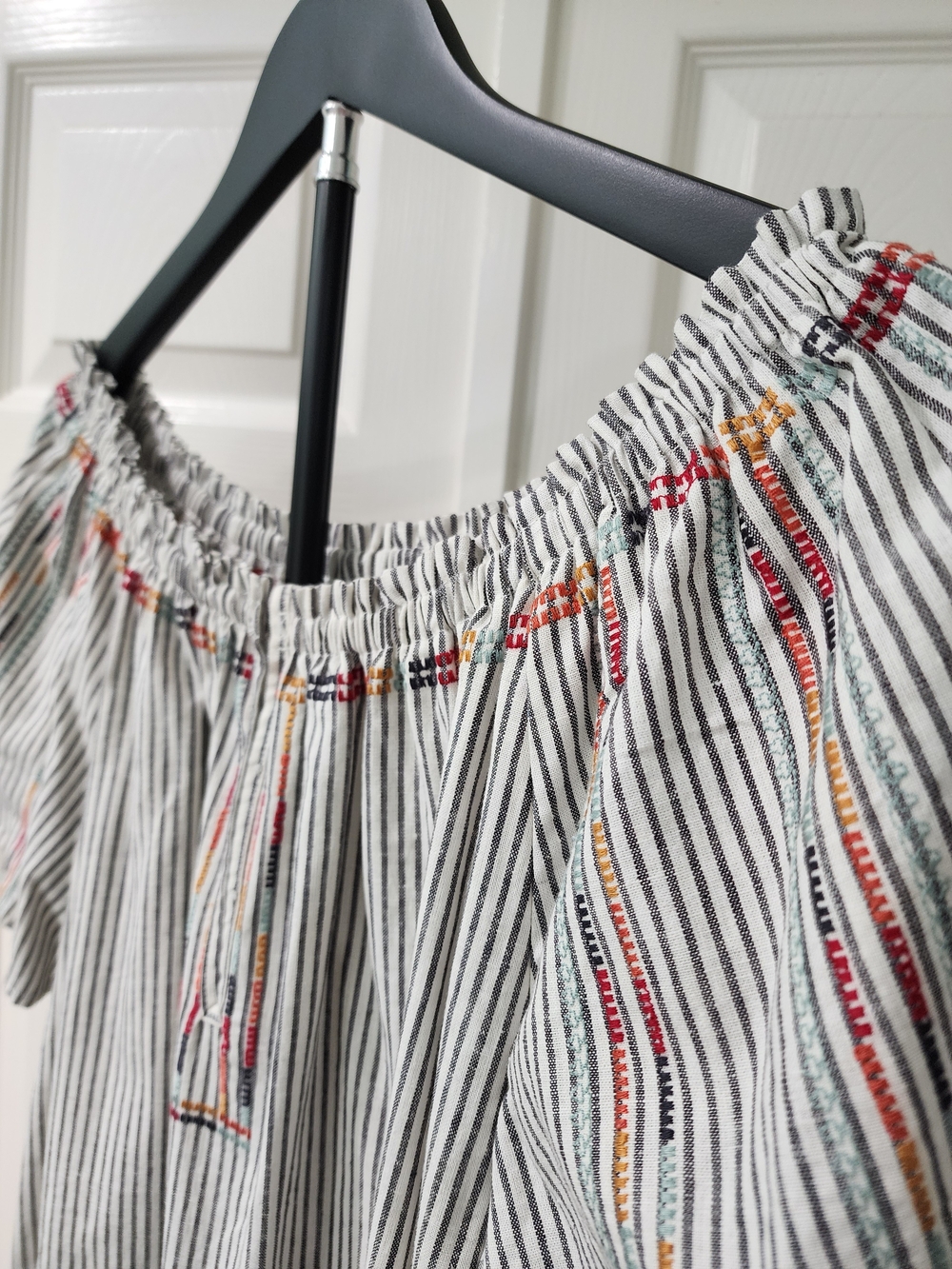 Knox Rose Black-and-White Striped Off-Shoulder Dress Embroidered Accents - Picture 6 of 11